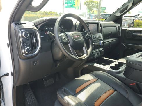 Used 2021 GMC Sierra 1500 AT4 image 9