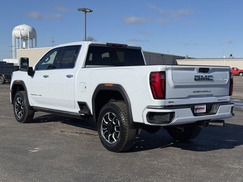 New 2026 GMC Sierra 3500 Denali Ultimate AWD/4WD image 6