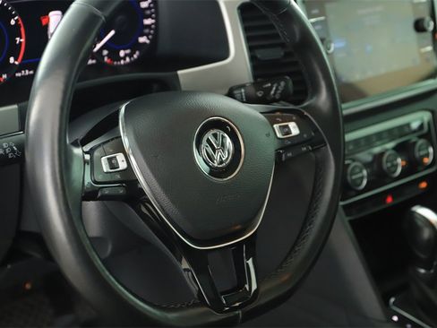 Used 2018 Volkswagen Atlas SEL Premium image 16