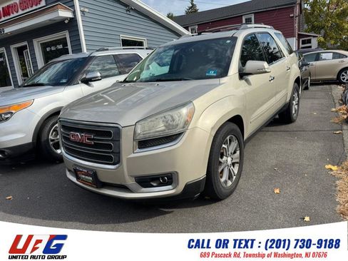 Used 2014 GMC Acadia SLT image 17