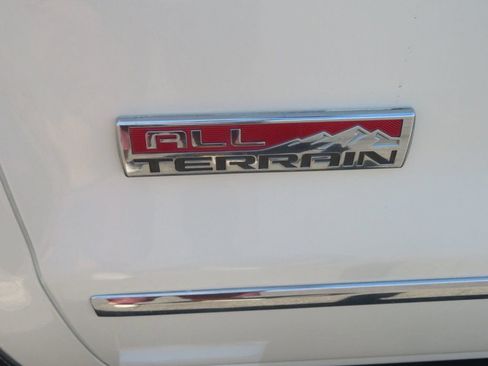Used 2014 GMC Sierra 1500 SLE AWD/4WD image 13