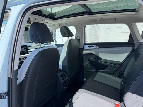 New 2026 Volkswagen Taos SE AWD/4WD image 18