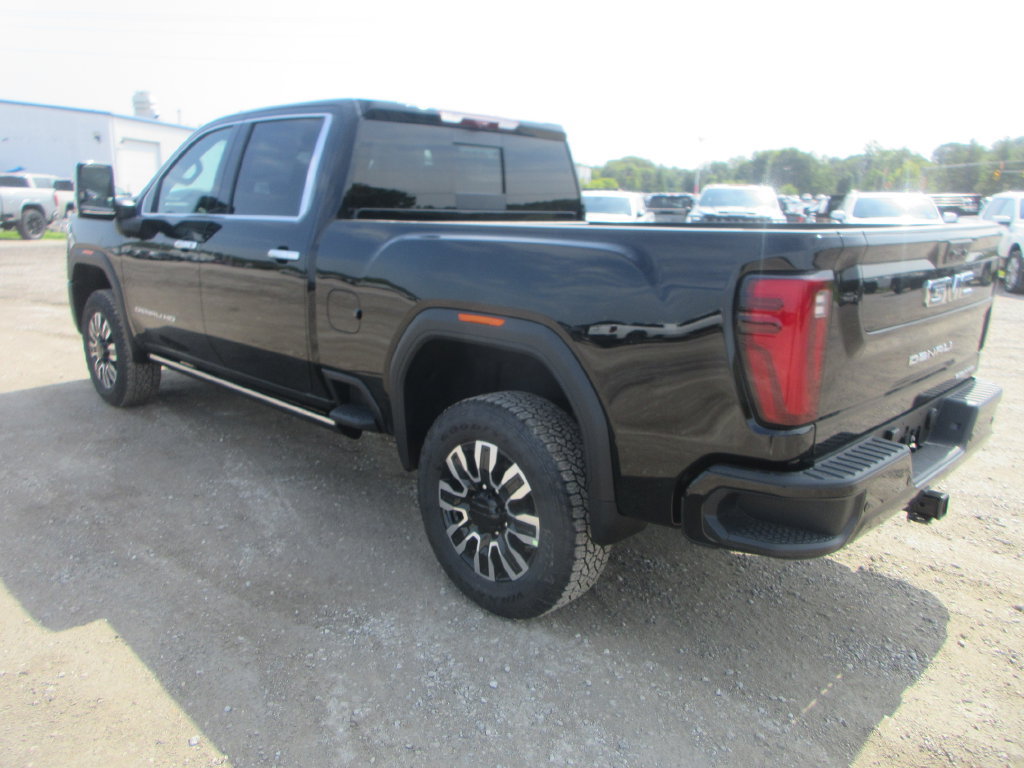New 2026 GMC Sierra 2500 Denali Ultimate AWD/4WD image 7