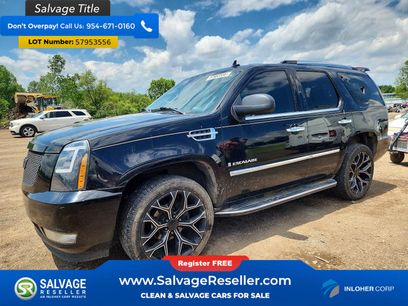 Used 2007 Cadillac Escalade AWD w/ Climate Package
