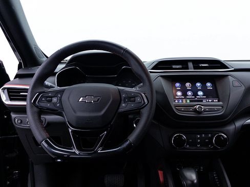 Used 2023 Chevrolet TrailBlazer RS FWD image 19