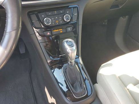 Used 2019 Buick Encore Essence AWD/4WD image 16