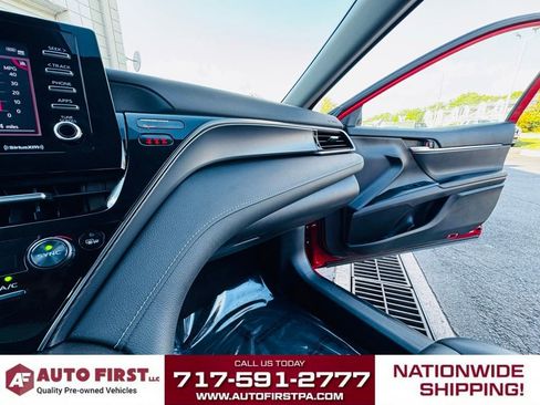 Used 2022 Toyota Camry SE image 15