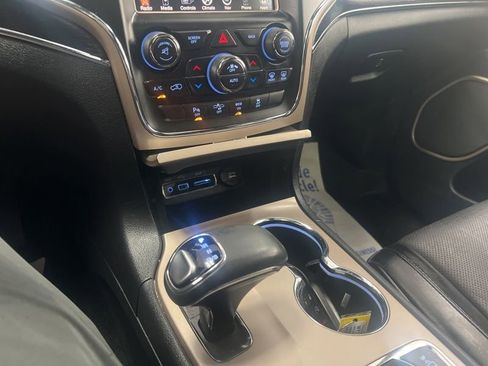 Used 2014 Jeep Grand Cherokee Summit AWD/4WD image 30