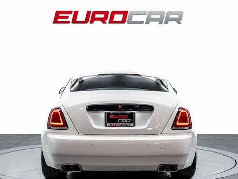 Used 2018 Rolls-Royce Wraith image 4