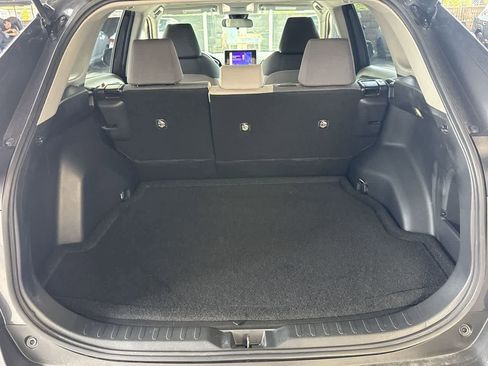 Used 2024 Toyota RAV4 XLE AWD/4WD image 25