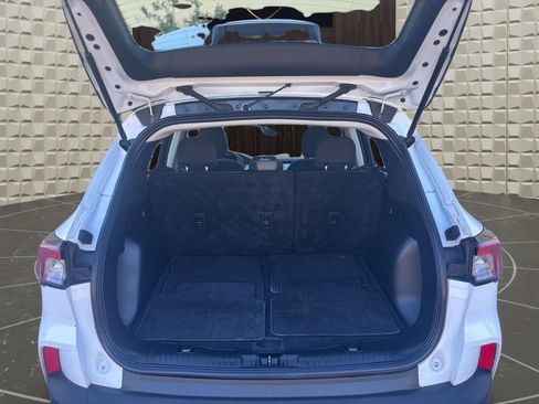 Used 2022 Ford Escape S image 34