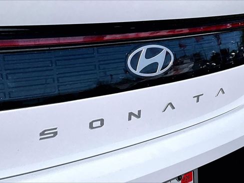 Used 2026 Hyundai Sonata SEL FWD image 30