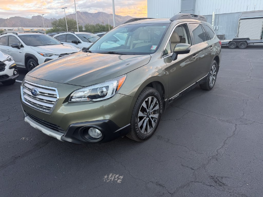 Used 2017 Subaru Outback 2.5i Limited AWD/4WD image 3