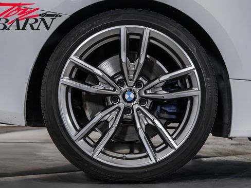 Used 2021 BMW M440i Convertible w/ Premium Package image 23