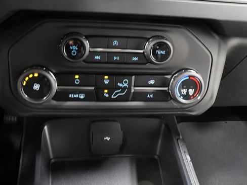 New 2025 Ford Bronco 2-Door w/ Sasquatch Package AWD/4WD image 9