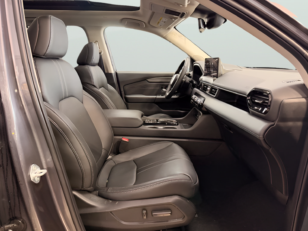 New 2026 Honda Pilot Touring image 18