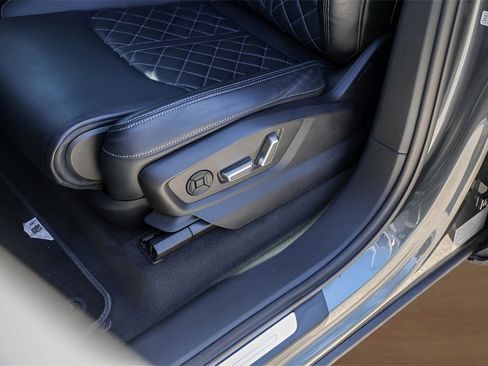 Used 2023 Audi SQ7 Premium Plus image 8