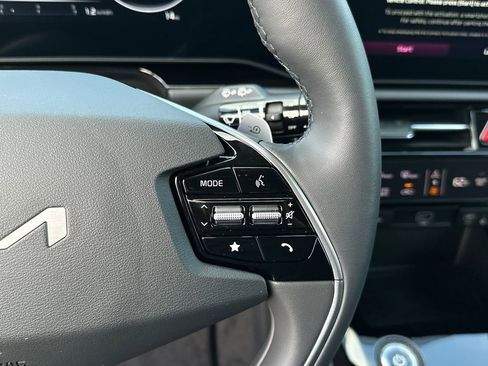 New 2026 Kia Niro Wind FWD image 27
