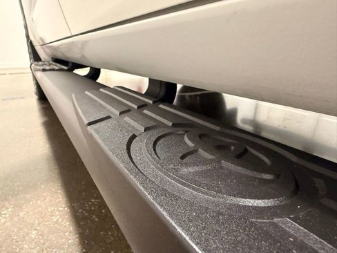 Used 2024 Toyota Tundra Limited image 12