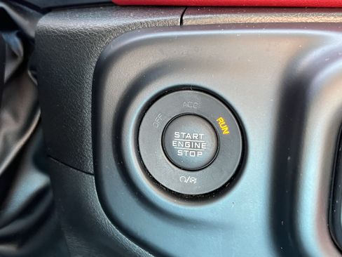 Used 2023 Jeep Wrangler Unlimited Rubicon 4xe AWD/4WD image 34