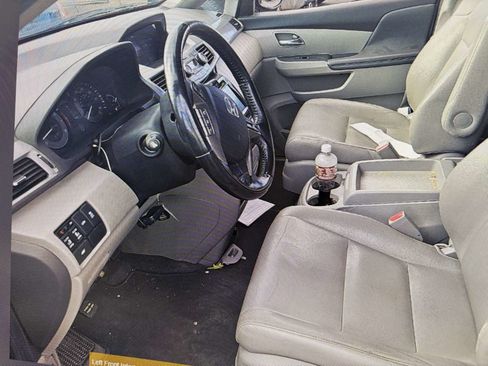 Used 2016 Honda Odyssey EX-L image 7