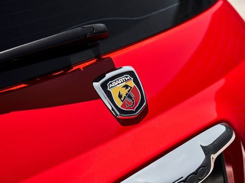 Used 2017 FIAT 500 Abarth w/ Popular Equipment Package FWD image 13