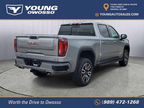 Used 2024 GMC Sierra 1500 AT4 w/ Technology Package AWD/4WD image 3