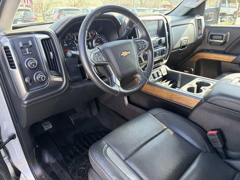 Used 2017 Chevrolet Silverado 1500 LTZ w/ LTZ Plus Package image 26