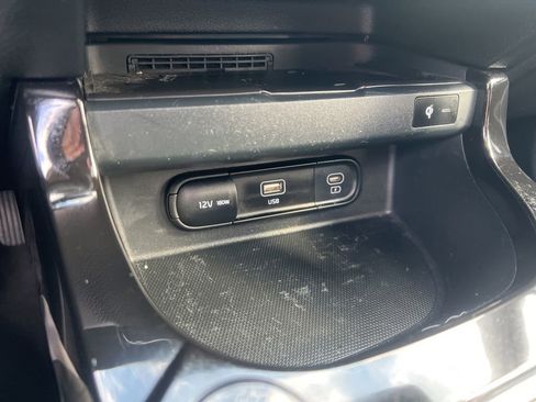 Certified 2024 Kia Seltos SX w/ SX Sunroof Package image 62