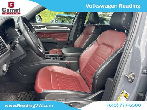 Used 2022 Volkswagen Atlas Cross Sport SEL Premium R-Line AWD/4WD image 10