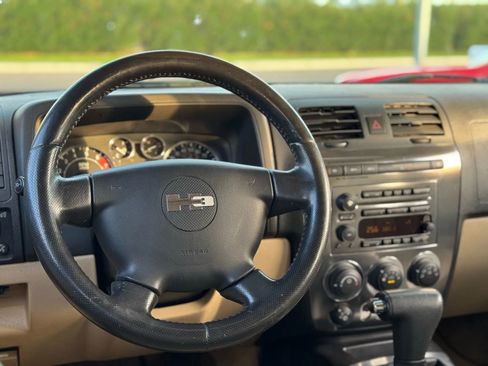 Used 2008 HUMMER H3 Luxury AWD/4WD image 21