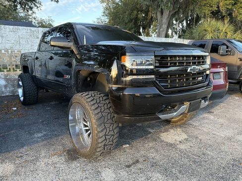 Used 2017 Chevrolet Silverado 1500 LTZ Z71 w/ Midnight Edition AWD/4WD image 2