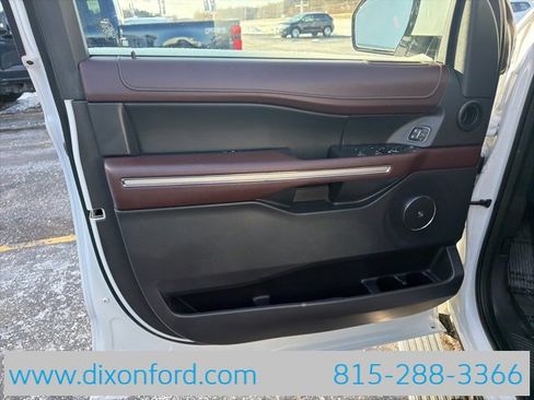 Used 2024 Ford Expedition Max Limited image 25