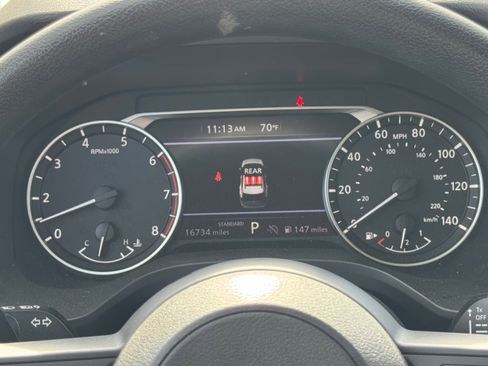 Used 2024 Nissan Rogue SV image 14