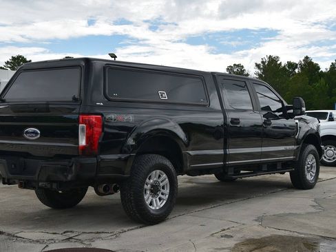 Used 2019 Ford F250 XL w/ Power Equipment Group AWD/4WD image 6