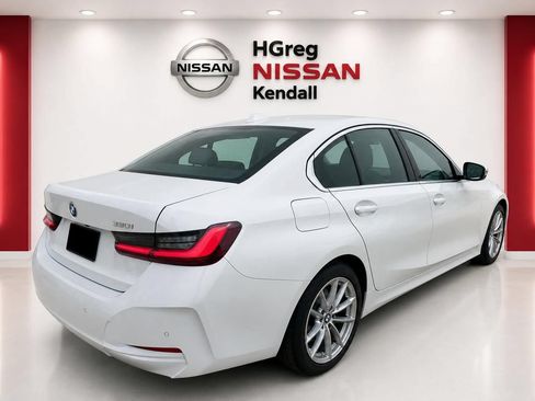 Used 2026 BMW 330i xDrive Sedan AWD/4WD image 5