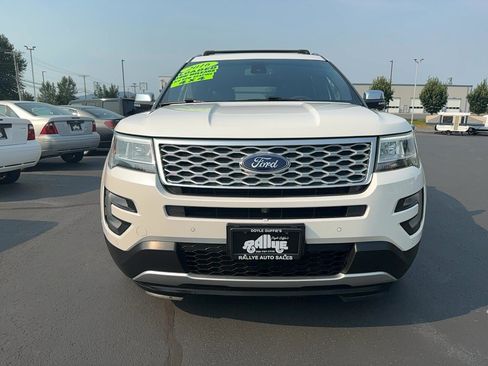 Used 2016 Ford Explorer Platinum AWD/4WD image 2