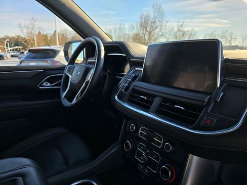 Used 2022 Chevrolet Tahoe Z71 w/ Luxury Package image 11