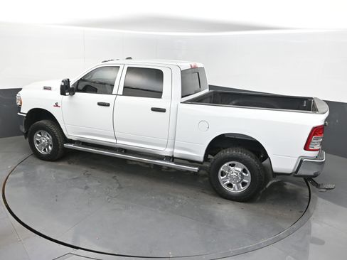 Used 2023 RAM 2500 Tradesman image 34