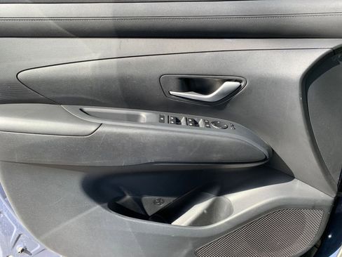 Used 2025 Hyundai Tucson SEL image 18