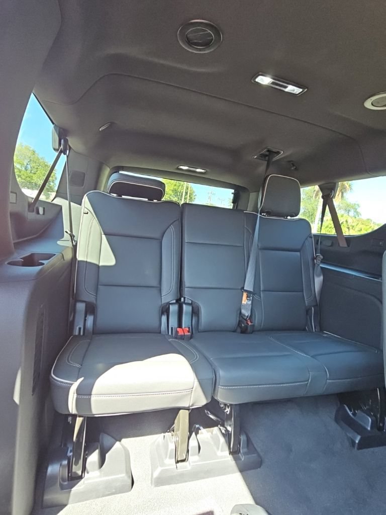 Used 2025 GMC Yukon XL Elevation AWD/4WD image 18