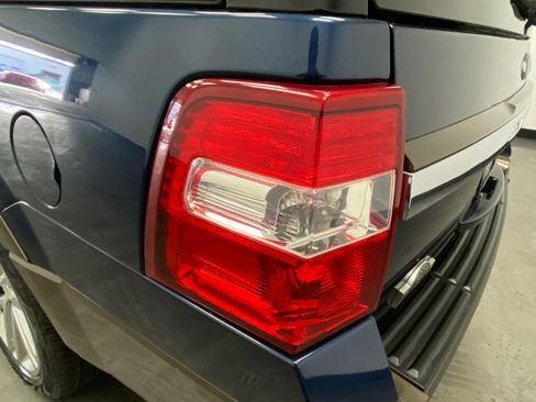 Used 2017 Ford Expedition EL King Ranch image 13