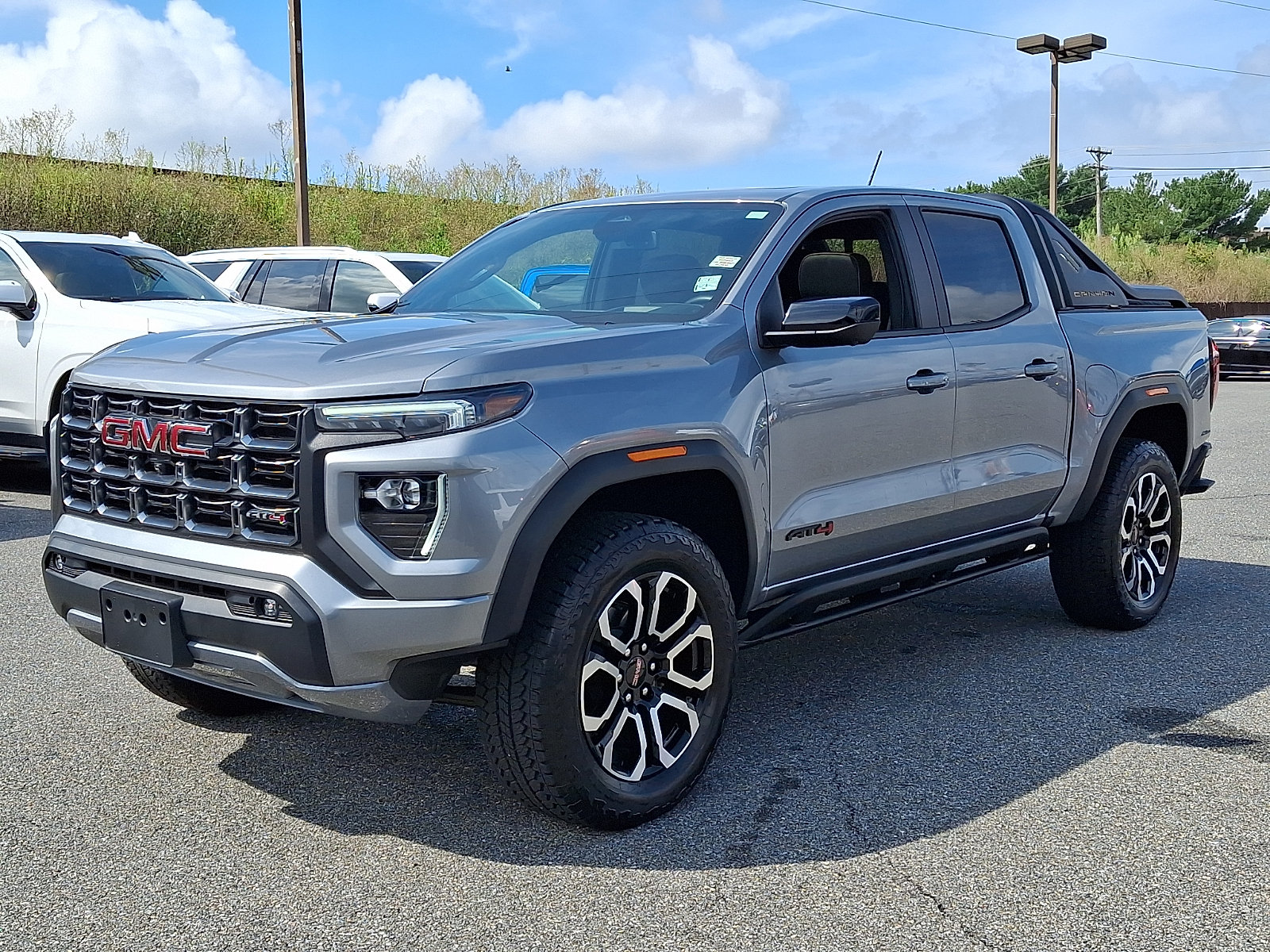 Certified 2025 GMC Canyon AT4 w/ Nightfall Edition AWD/4WD image 3