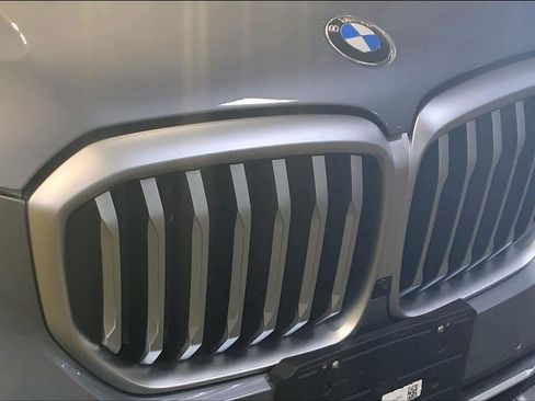 Used 2024 BMW X5 xDrive40i w/ Premium Package image 29