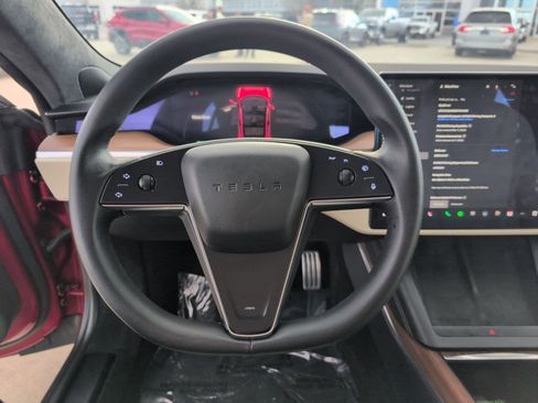 Used 2023 Tesla Model S Standard Range image 17