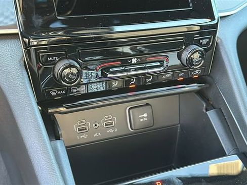New 2025 Jeep Grand Cherokee L Laredo AWD/4WD image 18