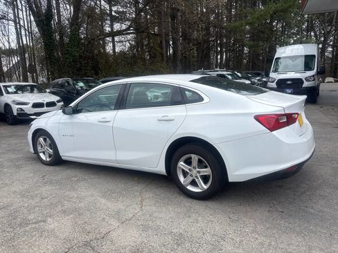 Used 2019 Chevrolet Malibu LS image 9