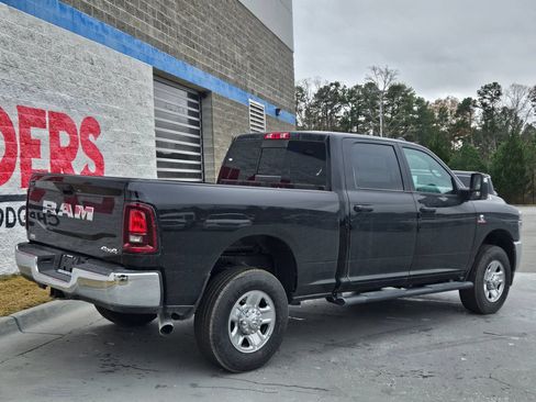 New 2026 RAM 2500 Tradesman AWD/4WD image 7