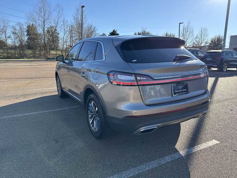 Used 2023 Lincoln Nautilus AWD w/ Premium Package image 4