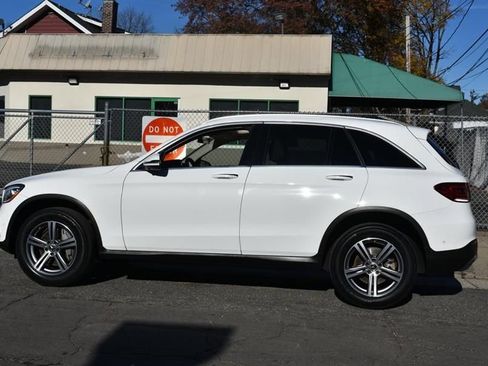 Used 2021 Mercedes-Benz GLC 300 4MATIC image 5